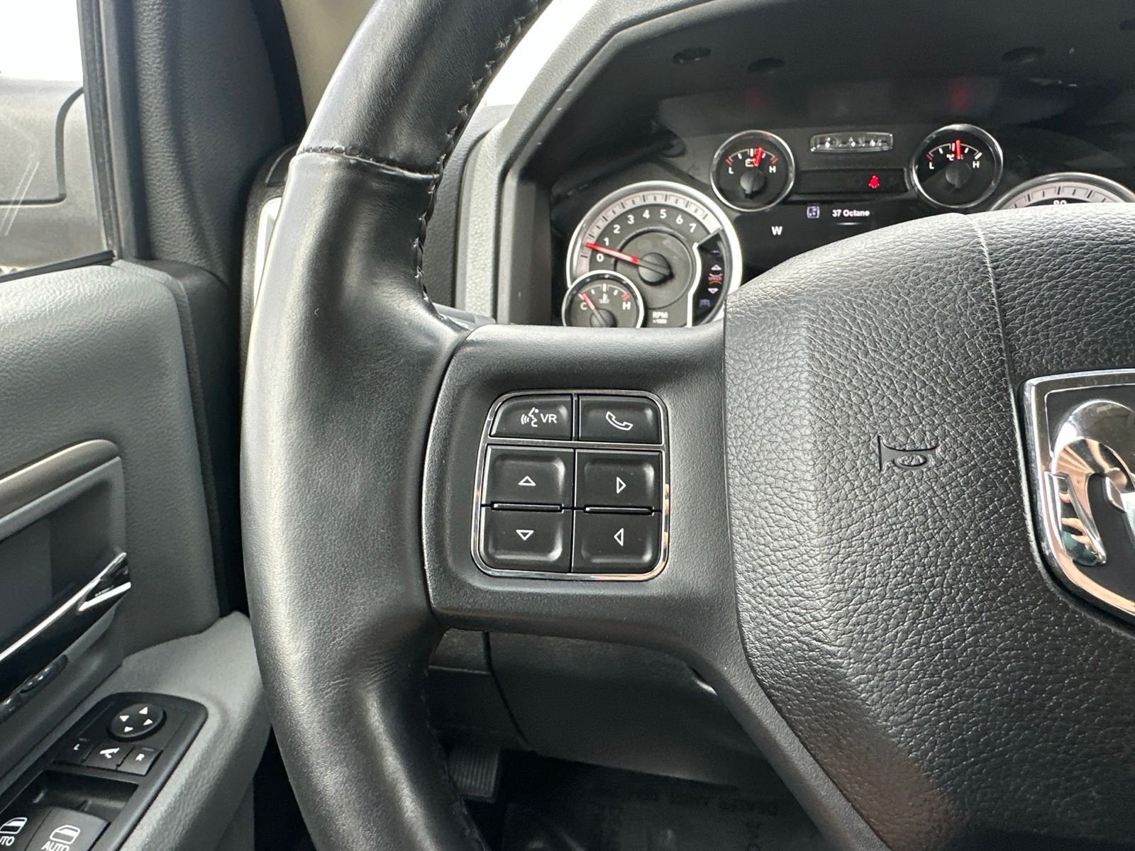 Used 2017 Silver Ram Big Horn image 53