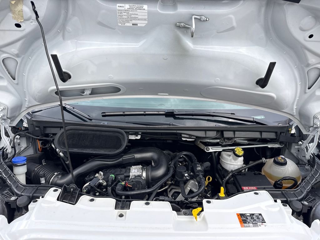 Certified Used 2025 White Ford Base image 27