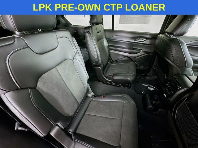 New 2024 Bright White Clearcoat Jeep Altitude X image 29