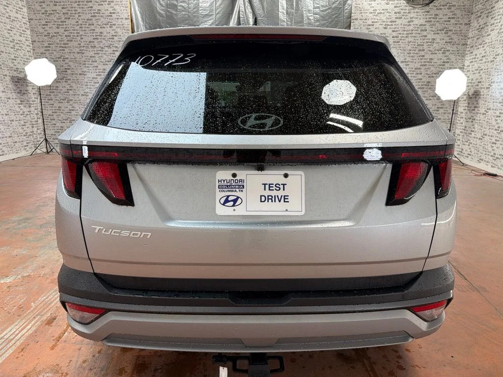 New 2026 Shimmering Silver Hyundai SEL image 6