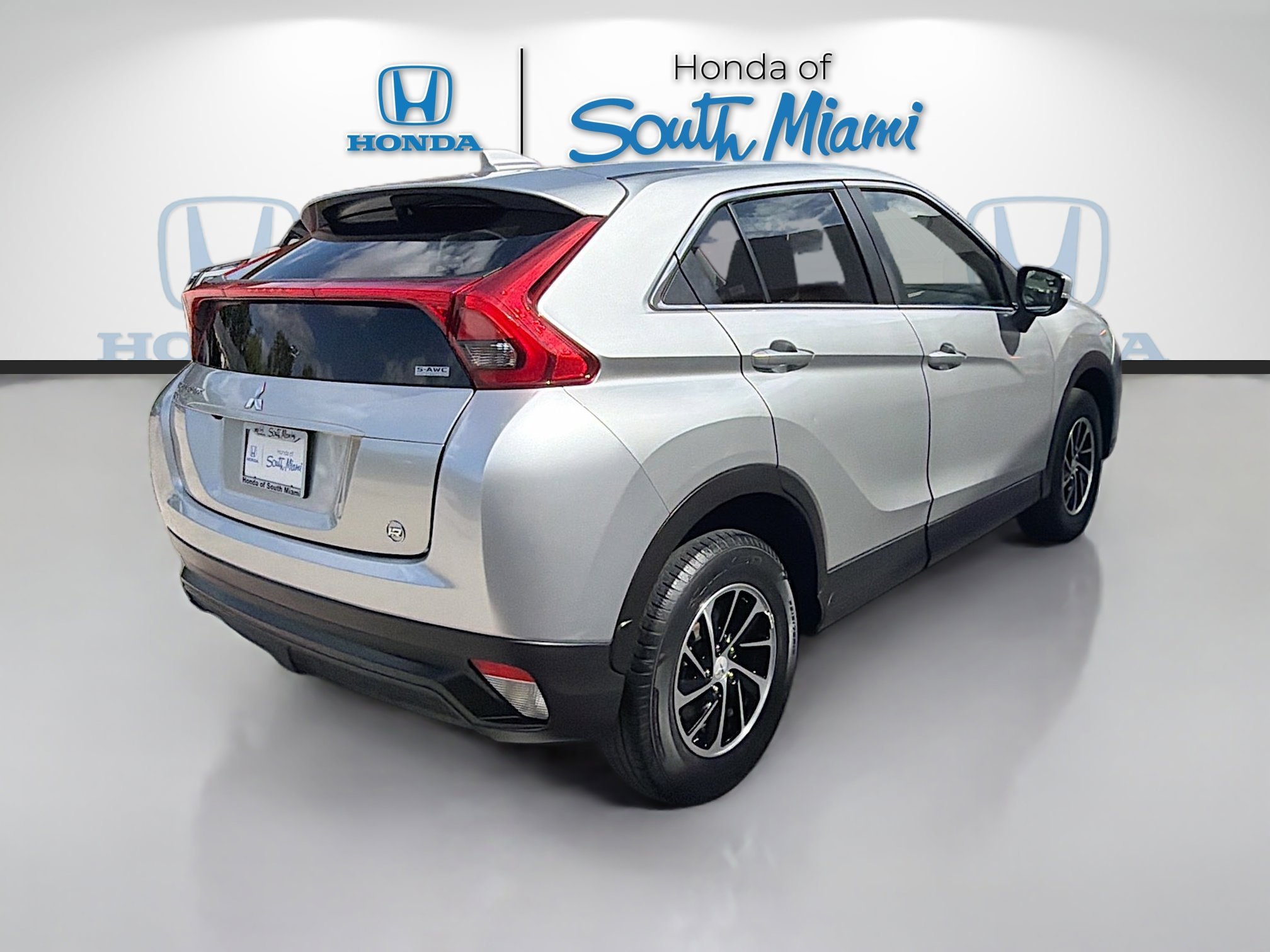 Used 2020 Alloy Silver Metallic Mitsubishi ES image 7
