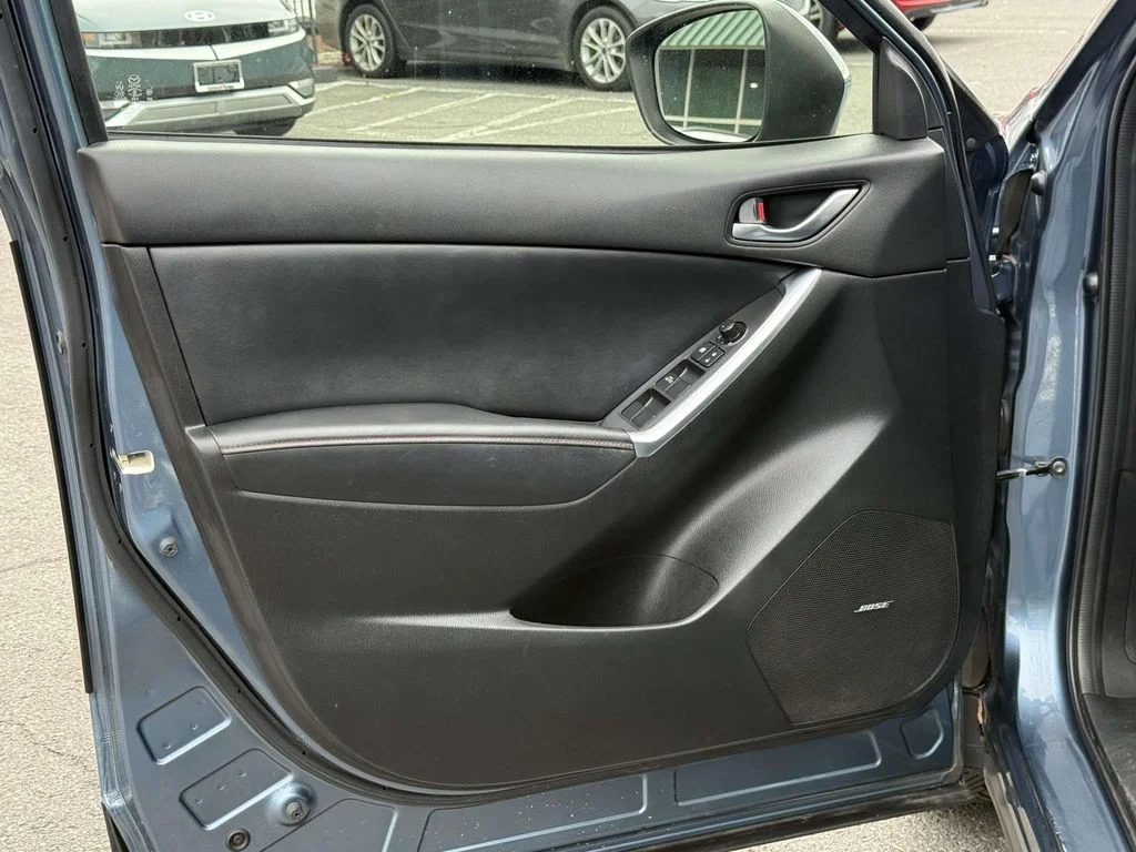 Used 2014 Blue Mazda Grand Touring image 31