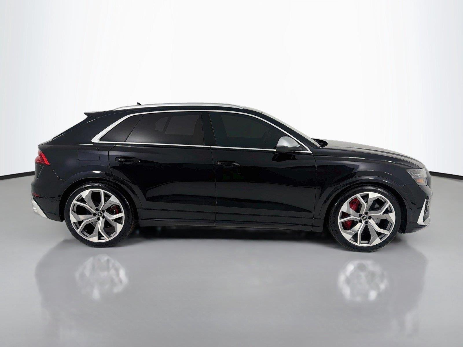 Used 2021 Orca Black Metallic Audi  image 28