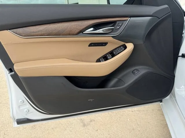 Used 2025 Summit White Cadillac Premium Luxury image 4