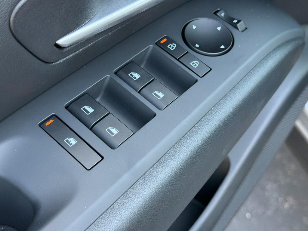 2026 Hyundai Tucson SE - Photo 9