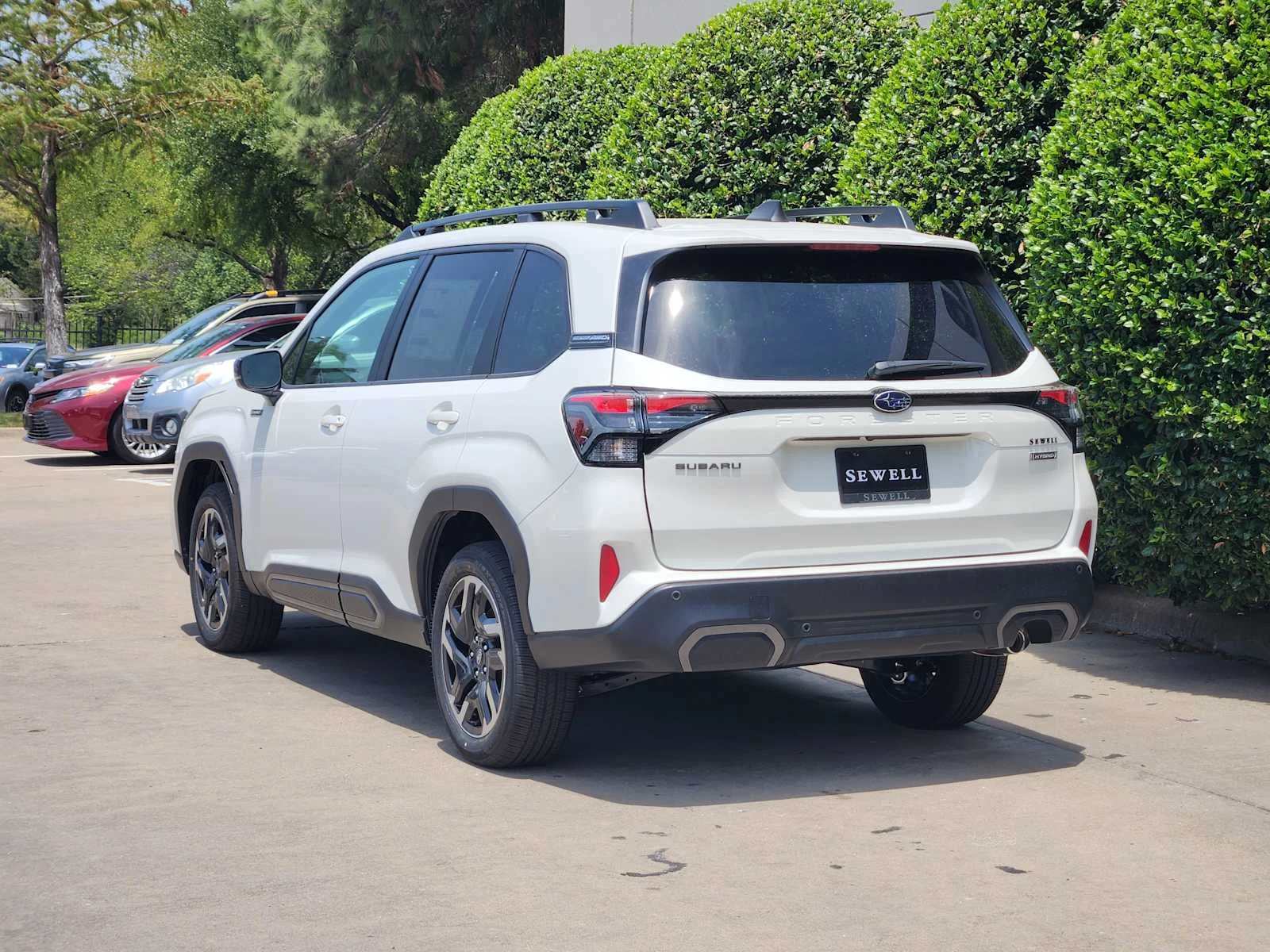 New 2026 CRYSTAL WHITE PEARL Subaru Limited Hybrid image 4