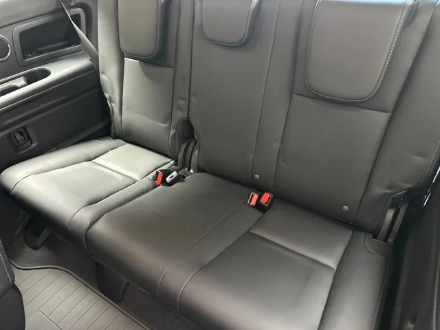 New 2026 CRYSTAL WHITE PEARL Subaru Limited 7-Passenger image 45