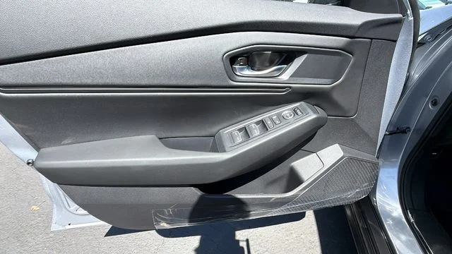 New 2026 Solar Silver Metallic Honda SE image 19