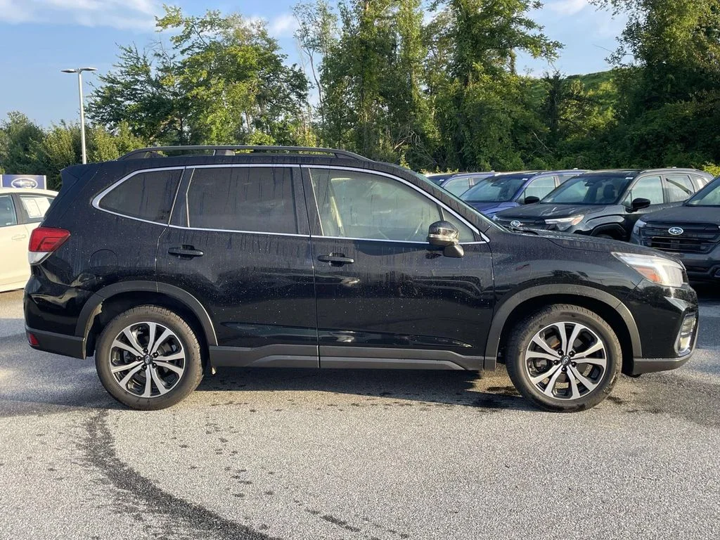 Used 2019 Crystal Black Silica Subaru Limited image 30