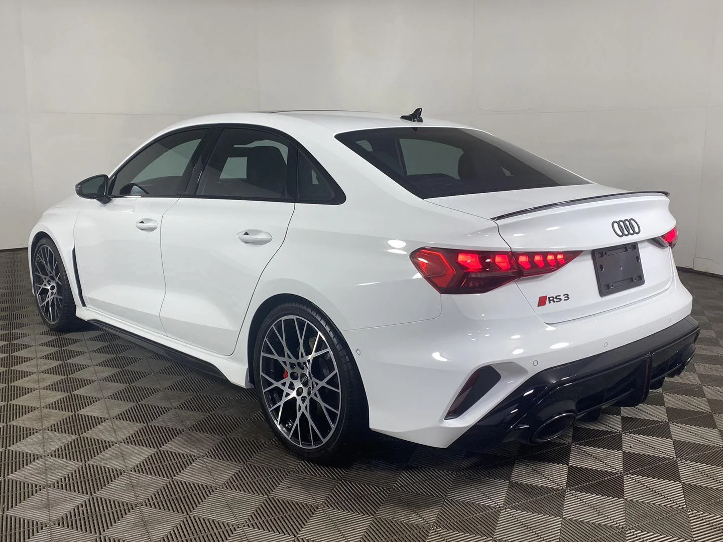 Used 2026 Arkona White Audi  image 5
