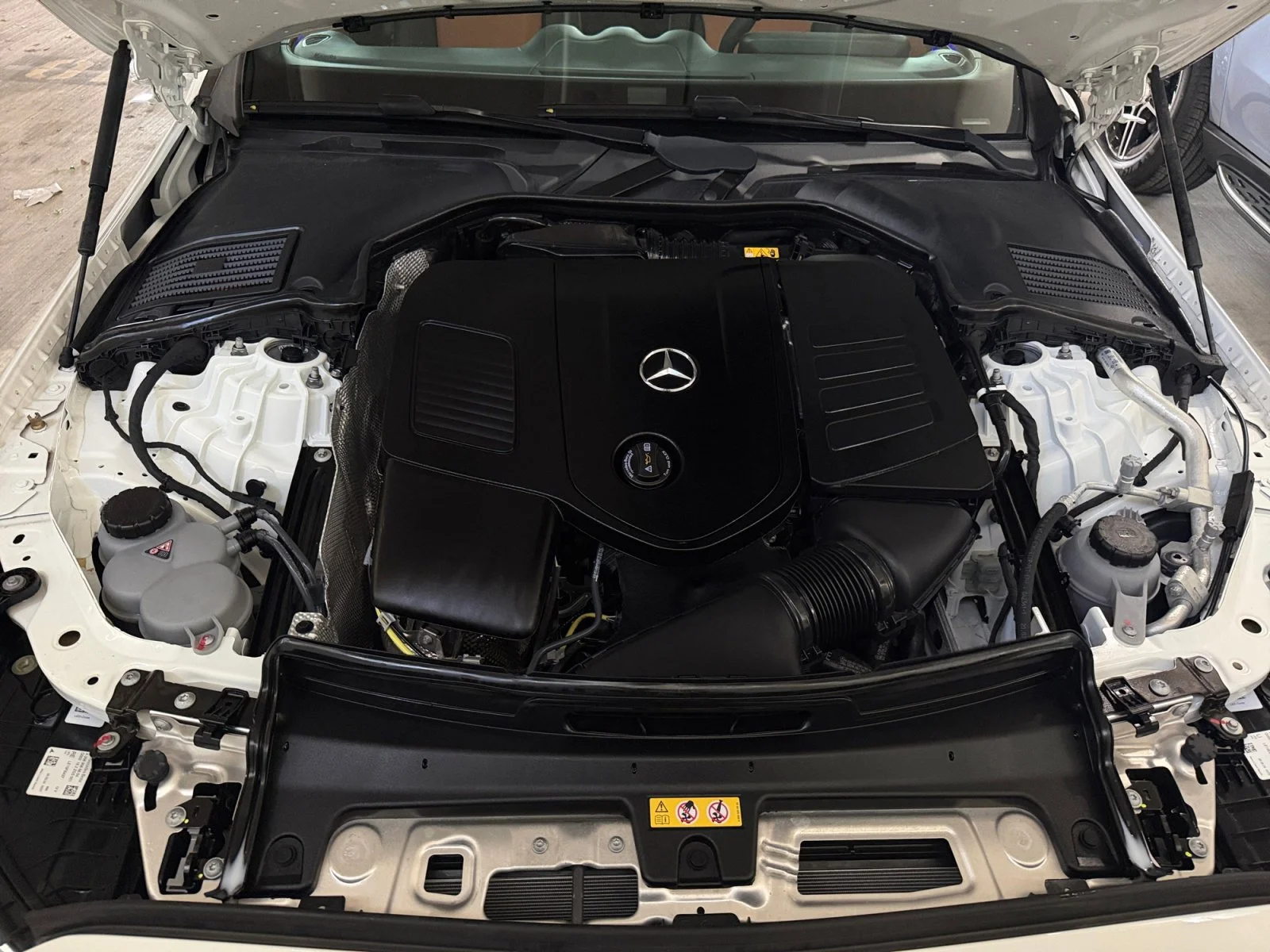 Certified Used 2024 Polar White Mercedes-Benz C 300 image 20