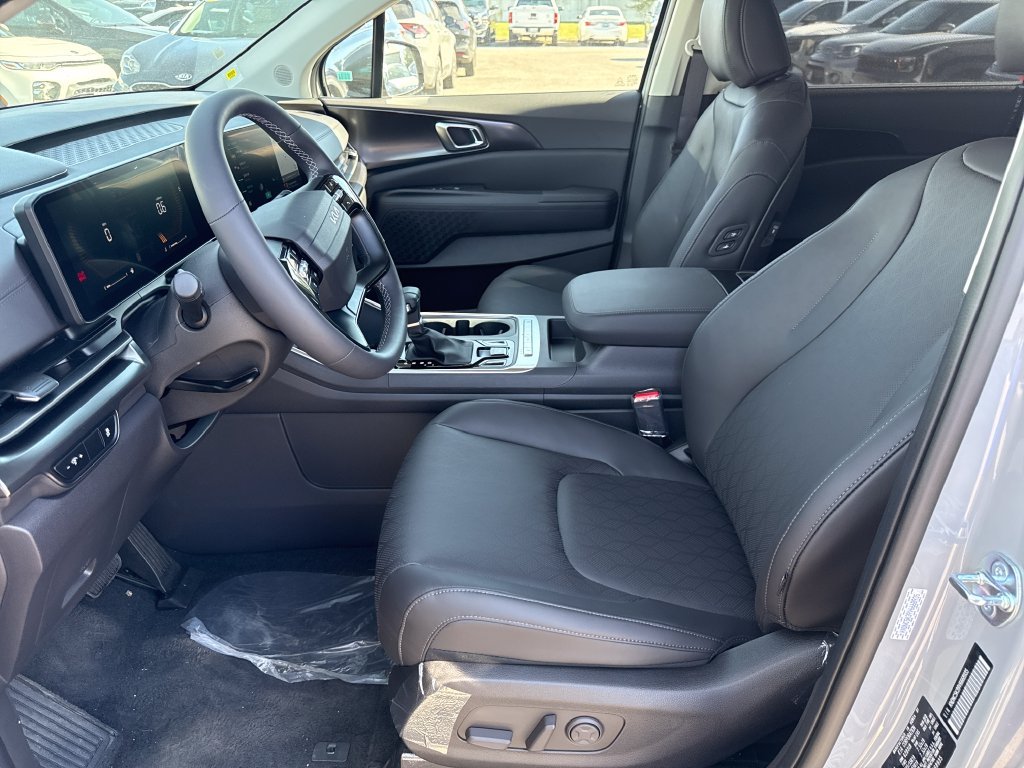 New 2027 Silver Kia EX image 13