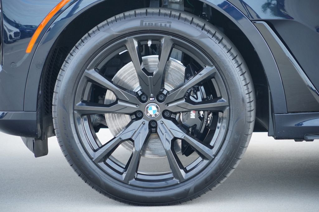 New 2026 Carbon Black Metallic BMW M60i image 5