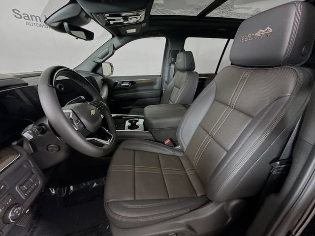 New 2026 Black Chevrolet High Country image 23