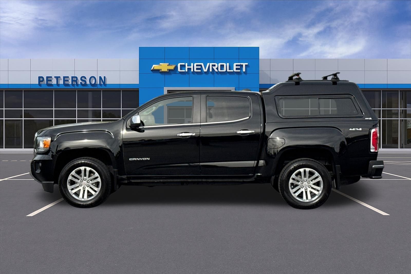 Used 2020 Black GMC SLT image 7