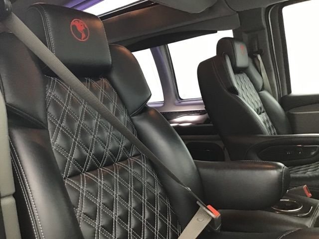 Used 2023 Silver GMC Explorer Limited SE image 43