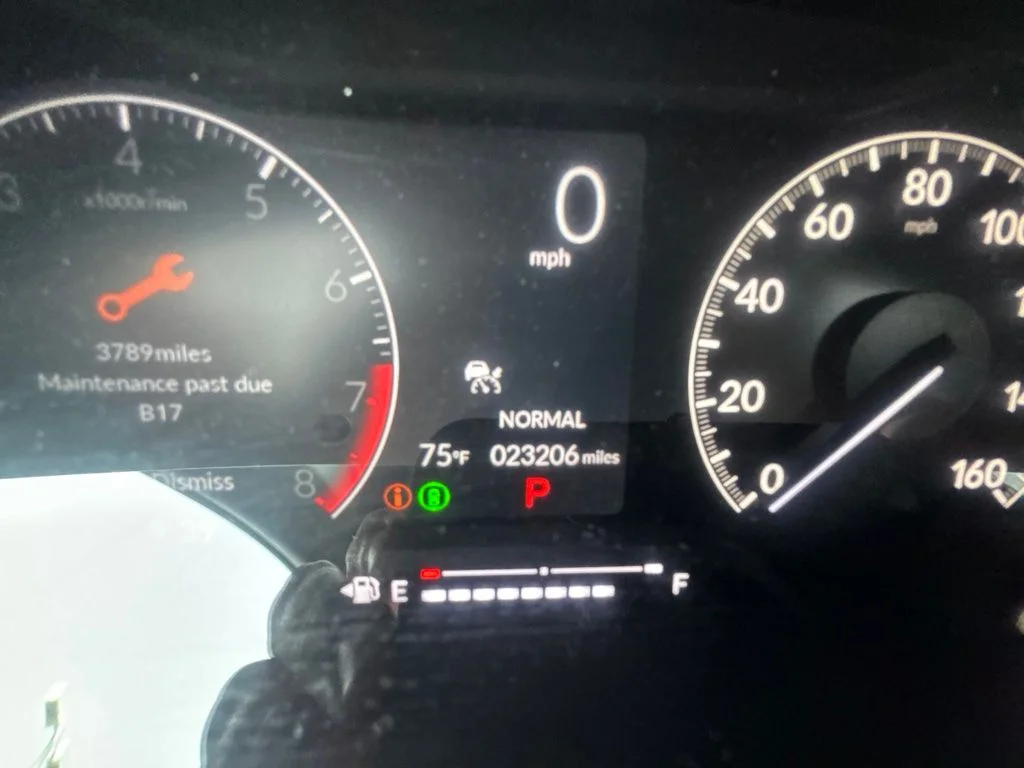 Used 2023 White Honda Sport image 12