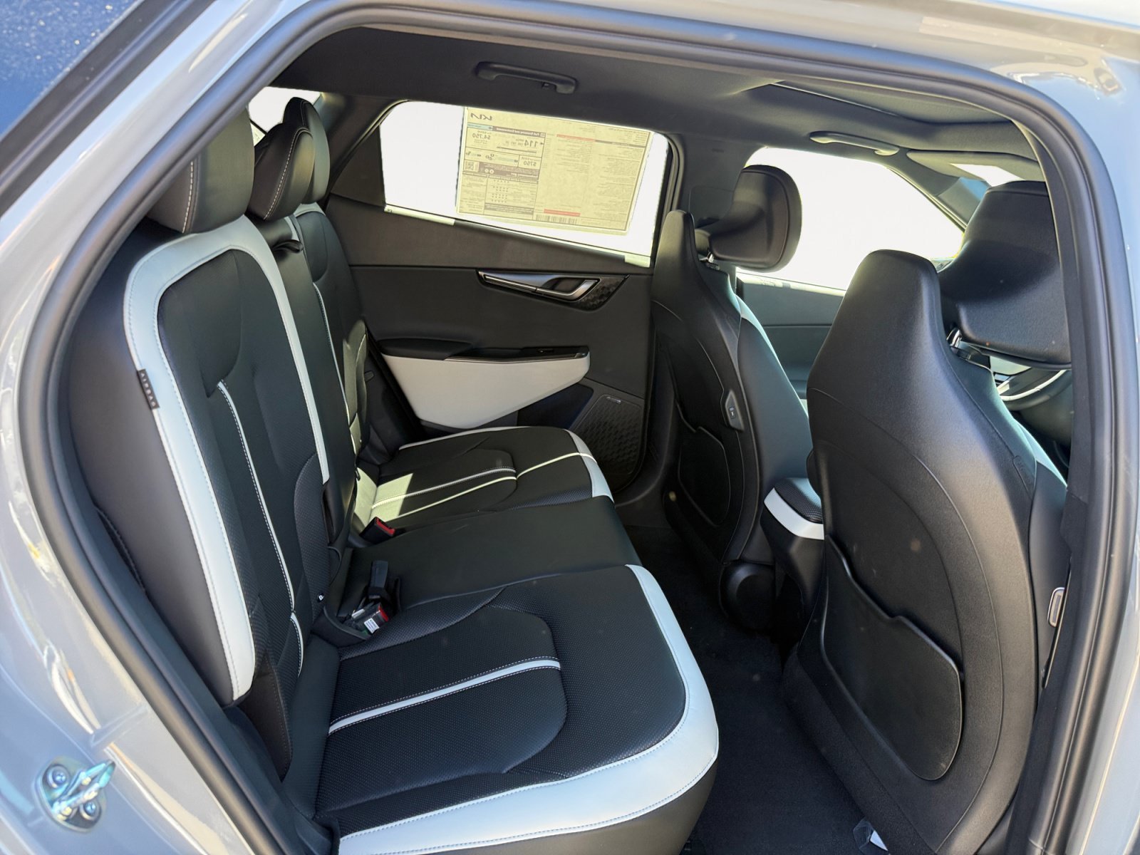 New 2026 Wolf Gray Kia GT-LINE image 18