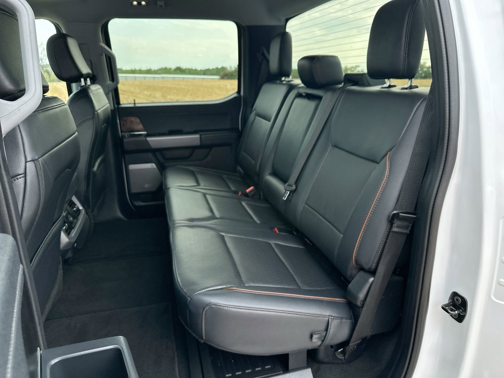 Used 2026 Oxford White Ford Lariat image 23