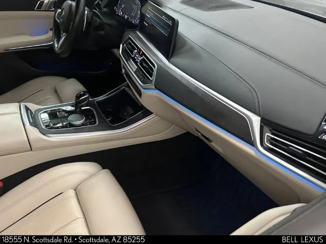 Used 2022 Green BMW xDrive45e image 13