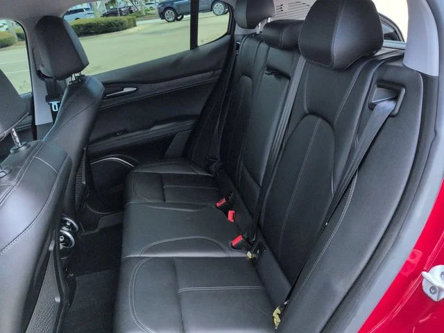 Used 2020 Alfa Rosso Alfa Romeo Base image 14