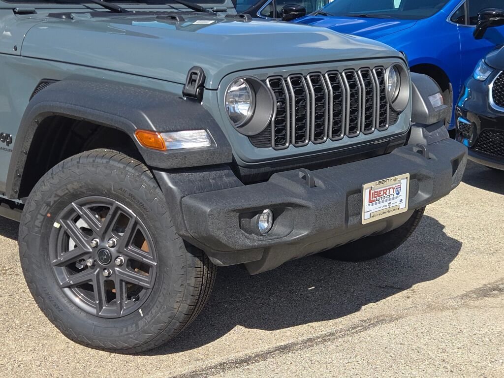 New 2026 Anvil Clear-Coat Exterior Paint Jeep Sport image 3