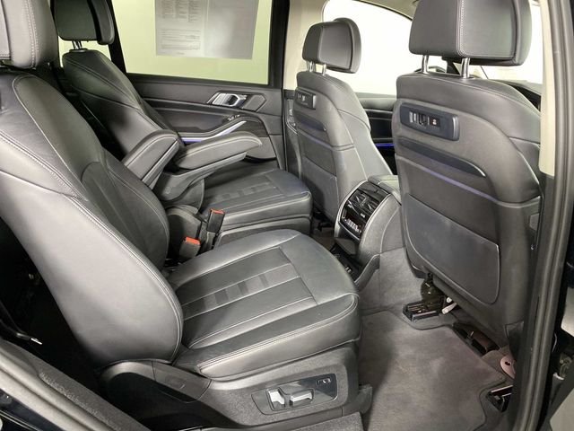Used 2020 Black BMW xDrive40i image 12