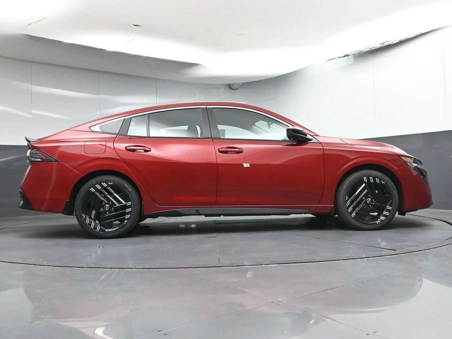 New 2026 Scarlet Ember Tintcoat Nissan SR image 23