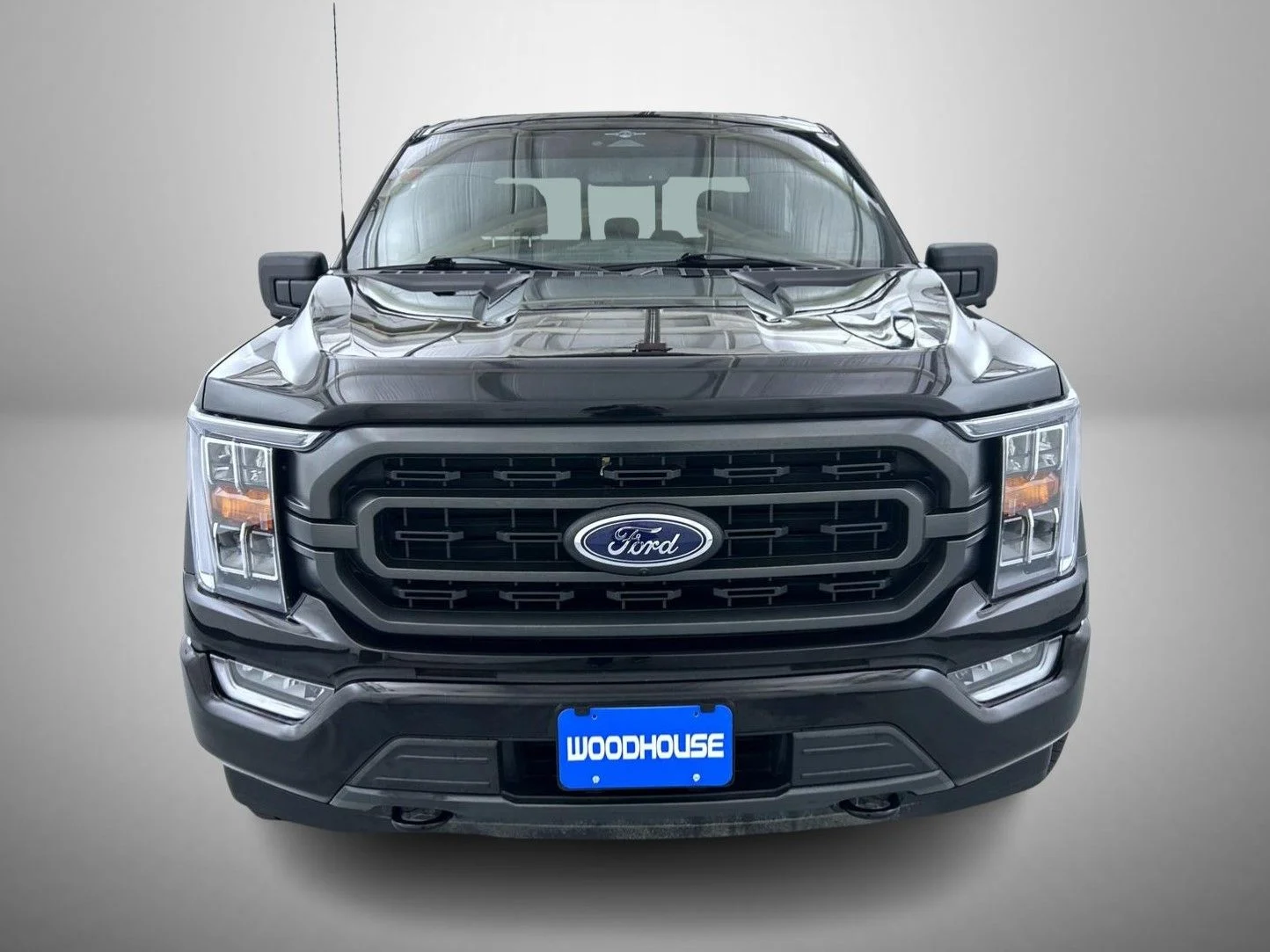 Used 2023 Black Ford XLT image 2