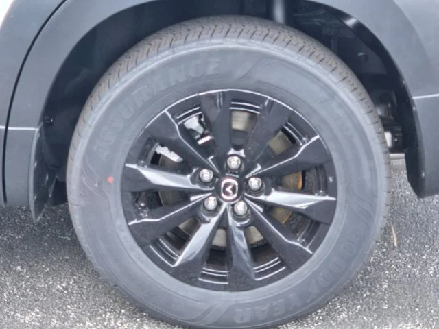 New 2026 Wind Chill Pearl Mazda Premium AWD image 15