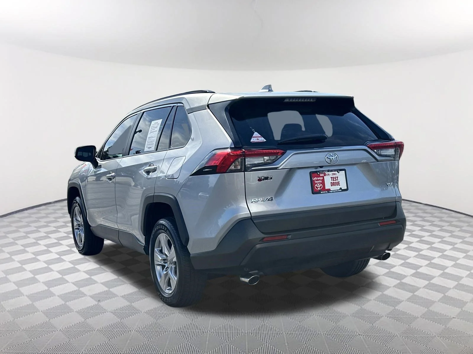 Used 2023 Silver Sky Metallic Toyota XLE image 7