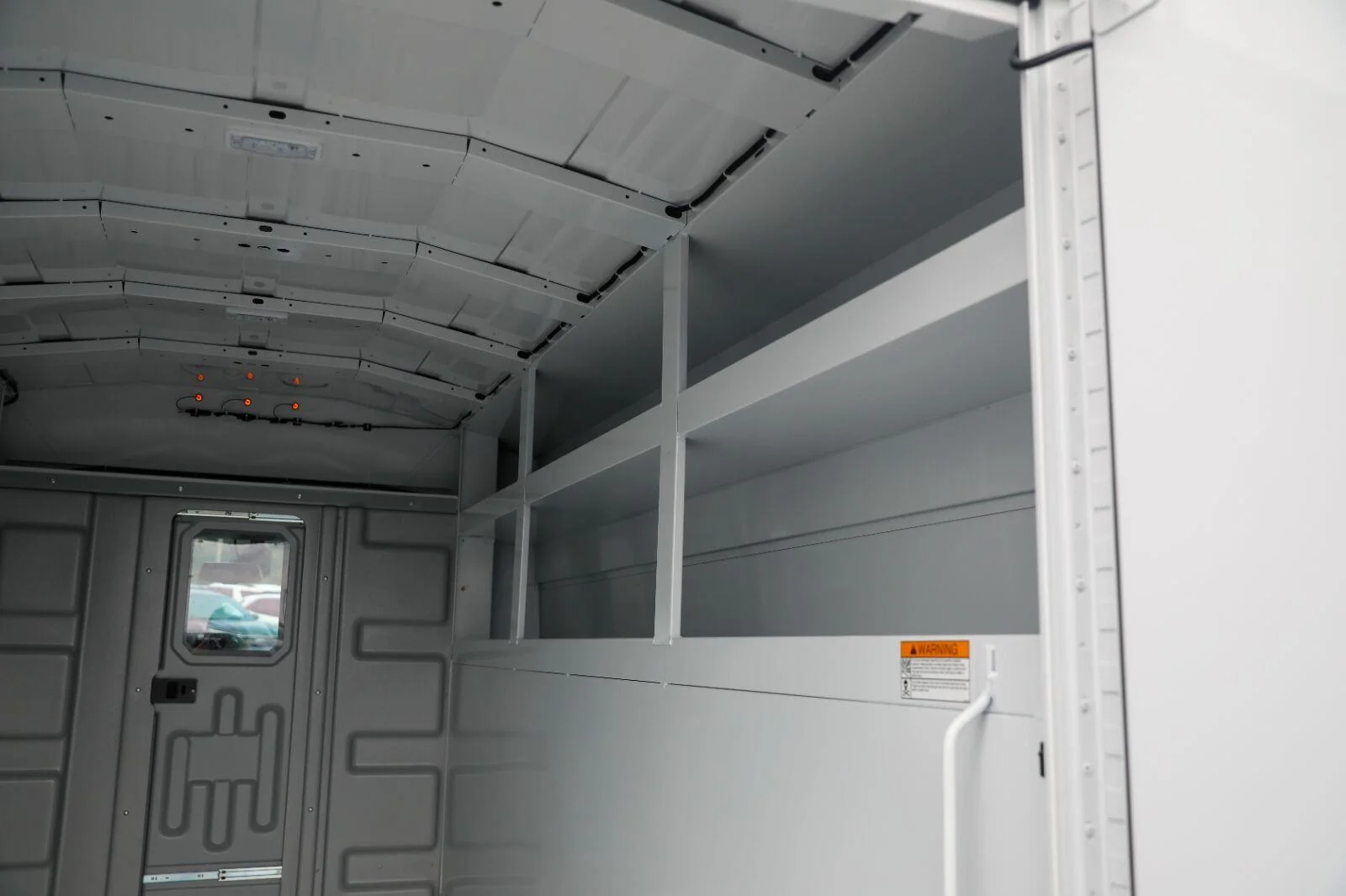 New 2027 Oxford White Ford E-350 SRW image 16
