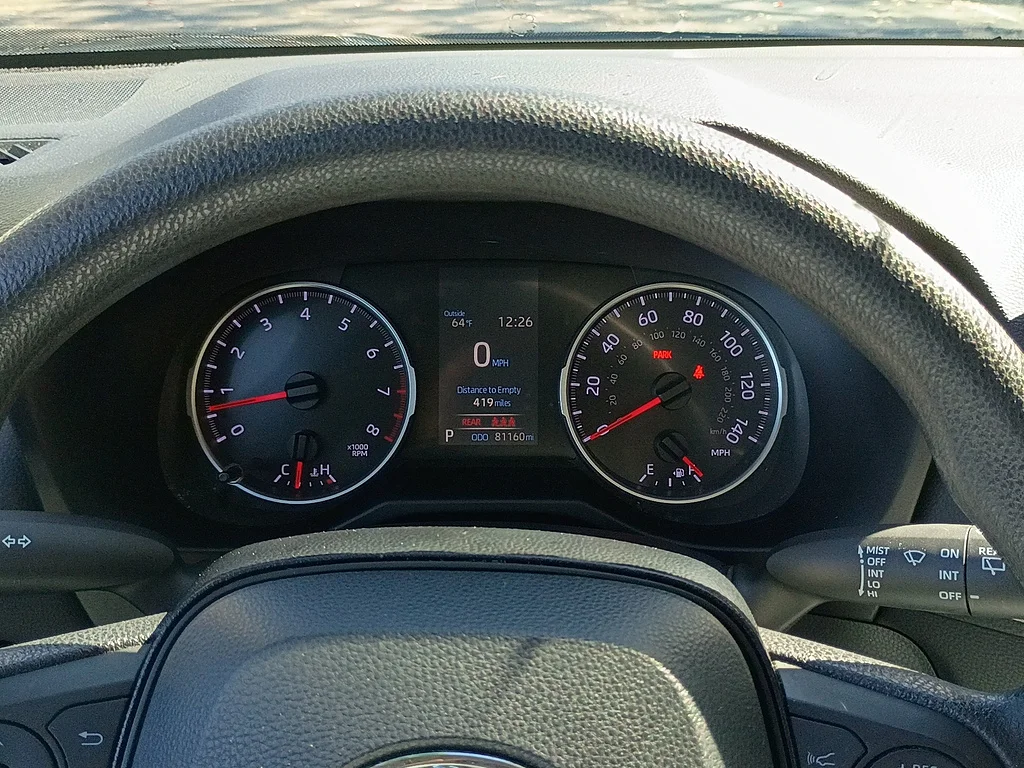 Used 2020 Magnetic Gray Metallic Toyota LE image 19