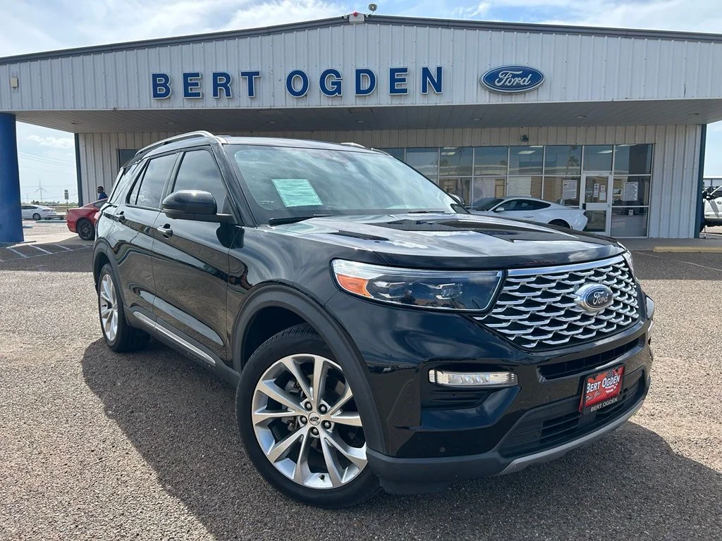 Used 2023 Black Ford Platinum image 1