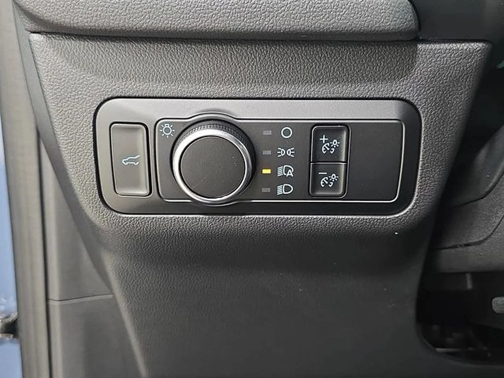 Used 2023 Blue Ford ST-Line image 26