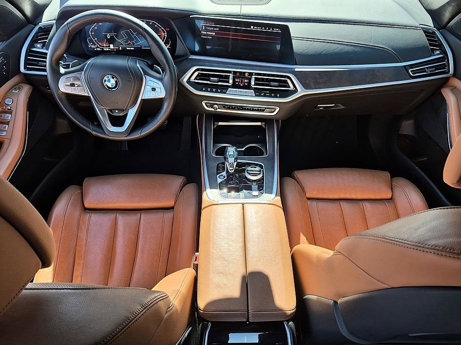 Used 2022 Black Sapphire Metallic BMW xDrive40i image 30