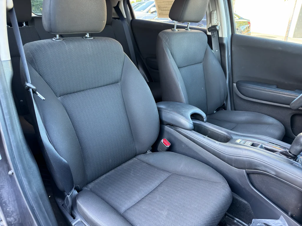 Used 2016 Mulberry Metallic Honda EX image 2