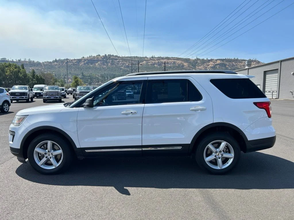 Used 2018 Oxford White Ford XLT image 11