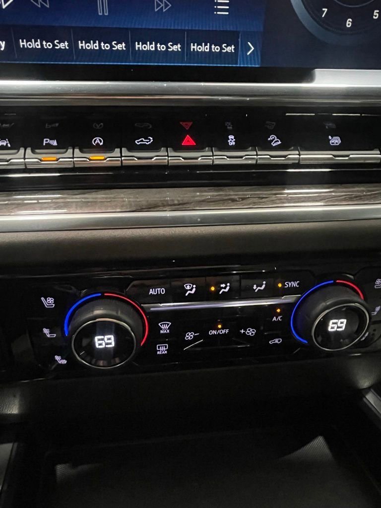 2025 Chevrolet Silverado 1500 LTZ - Photo 19