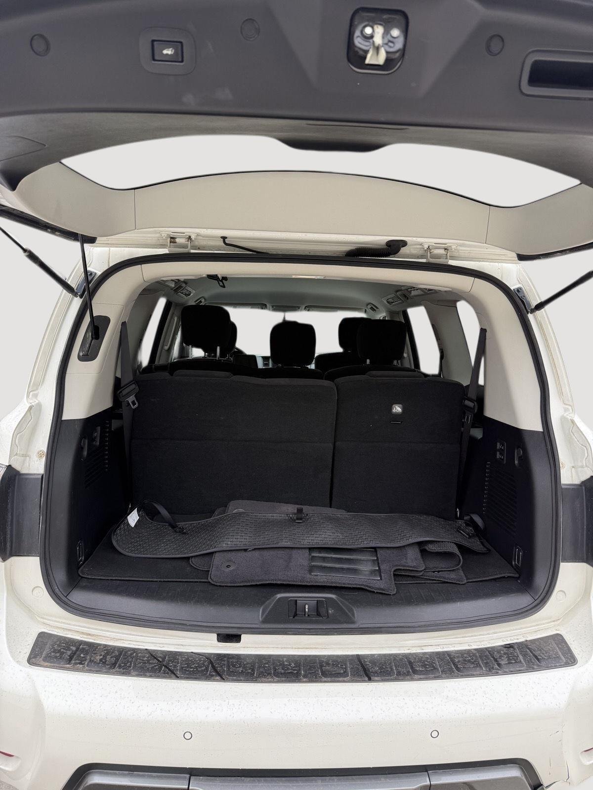 Used 2019 Pearl White Tricoat Nissan SV image 19