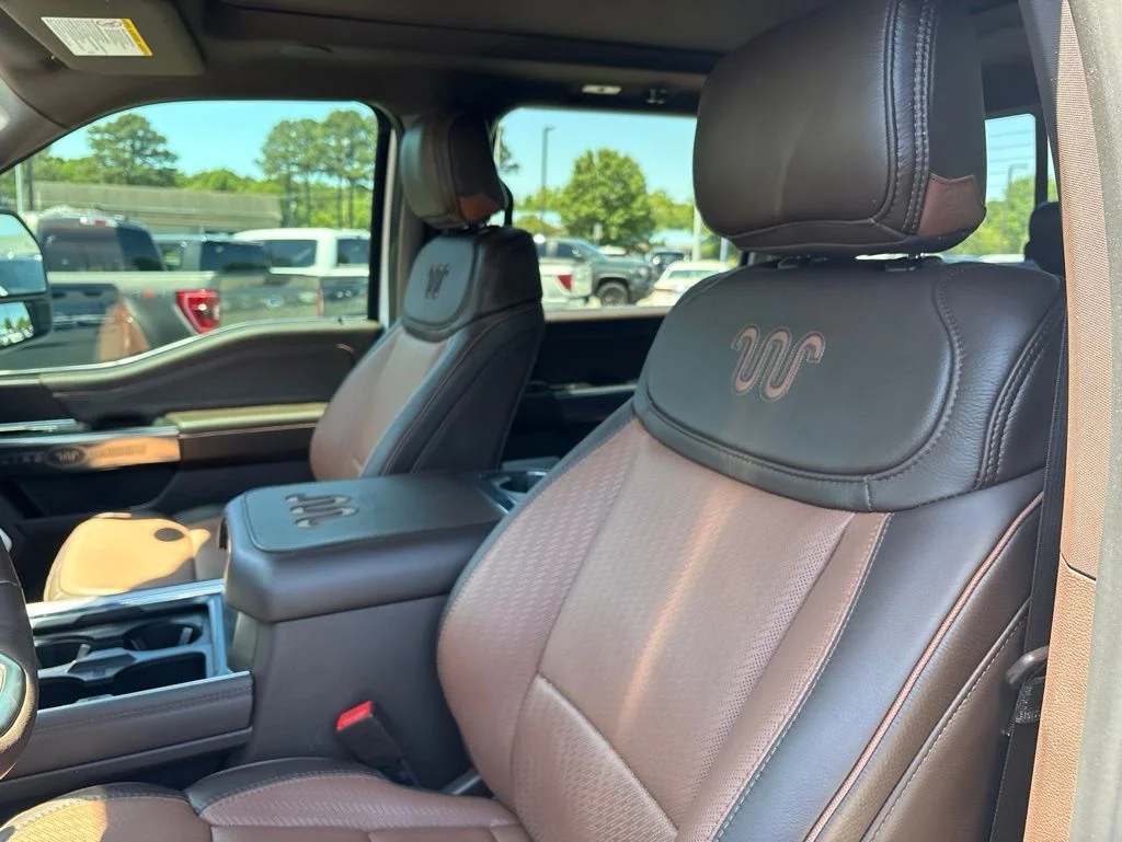 Used 2025 White Ford King Ranch image 16