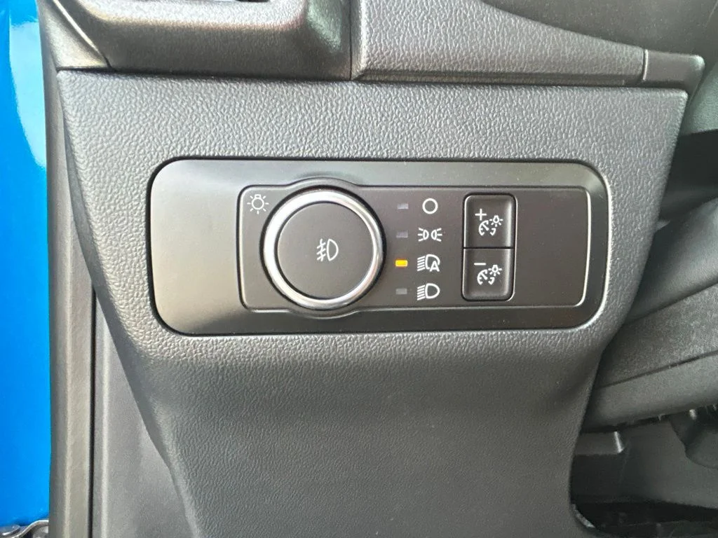 New 2026 Velocity Blue Metallic Ford Badlands® image 23