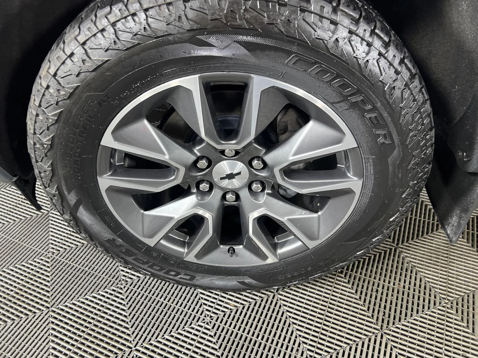 Used 2023 Sterling Gray Metallic Chevrolet RST image 23