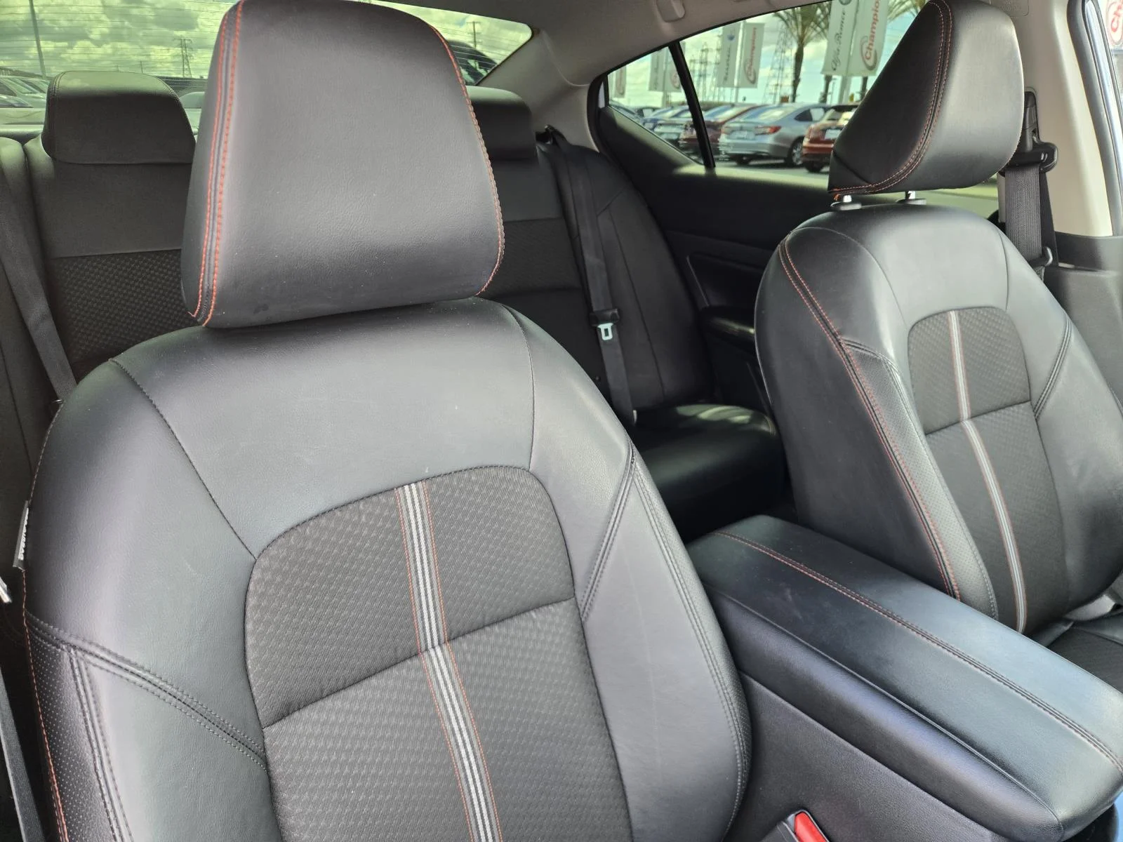 Used 2025 Gray Sky Pearl Nissan SR FWD image 34