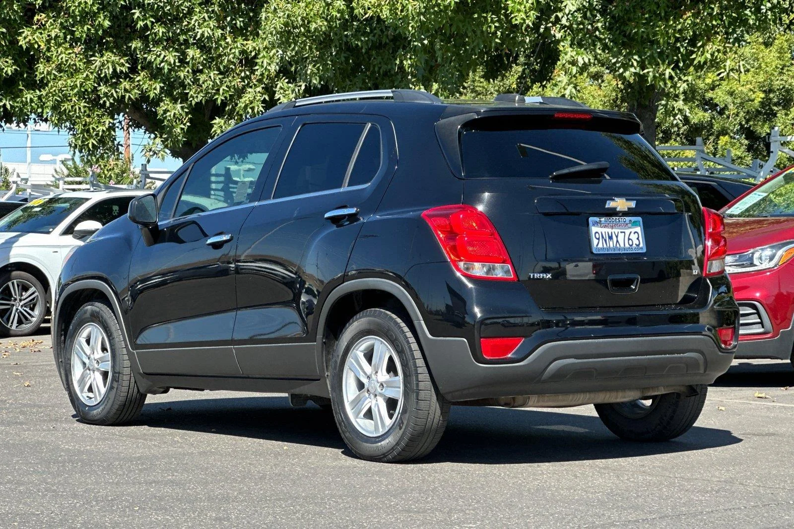 Used 2017 Mosaic Black Metallic Chevrolet LT image 6