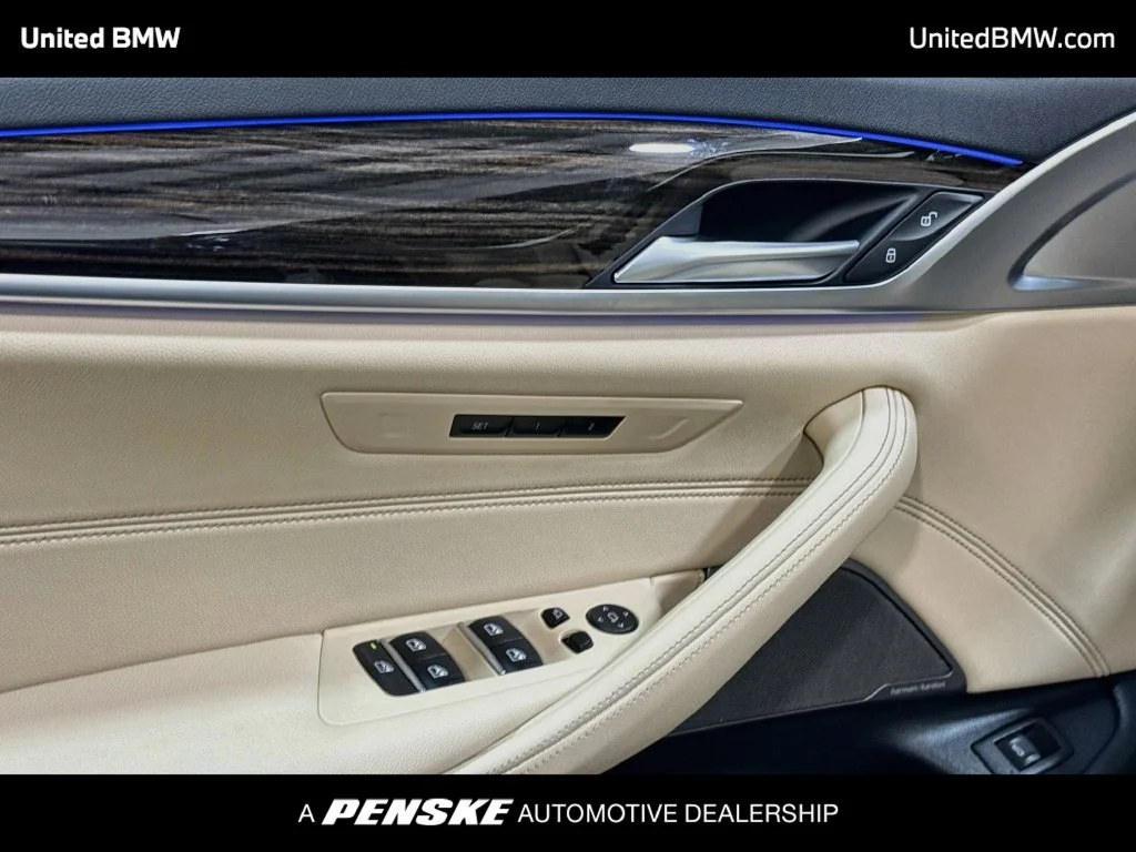 Certified Used 2023 Phytonic Blue Metallic BMW 540i xDrive image 10