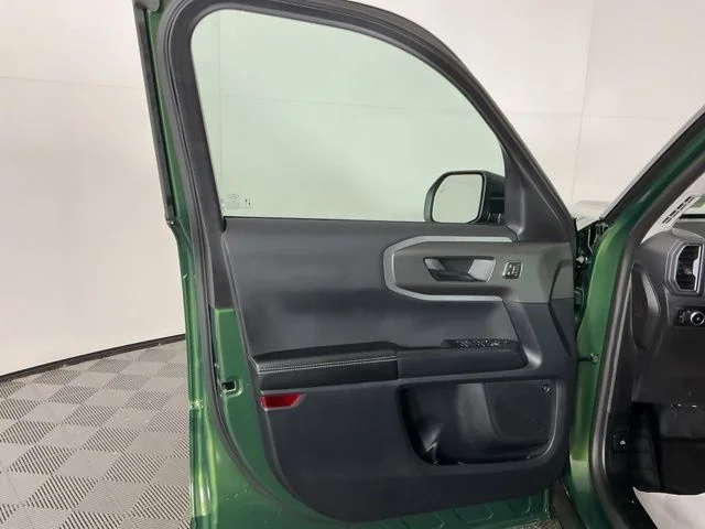 Used 2025 Green Ford Outer Banks image 14