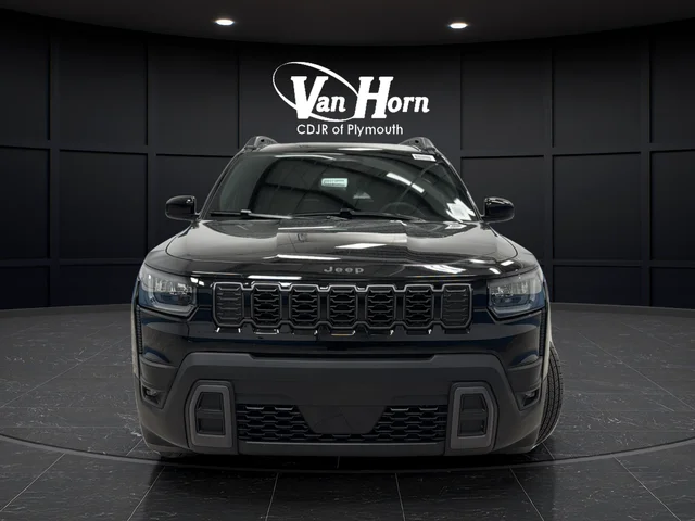 New 2026 Diamond Black Crystal Pearl-Coat Exterior Paint Jeep Laredo image 2