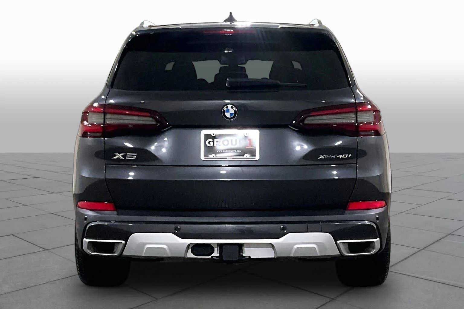 Used 2023 Dark Graphite Metallic BMW xDrive40i image 4