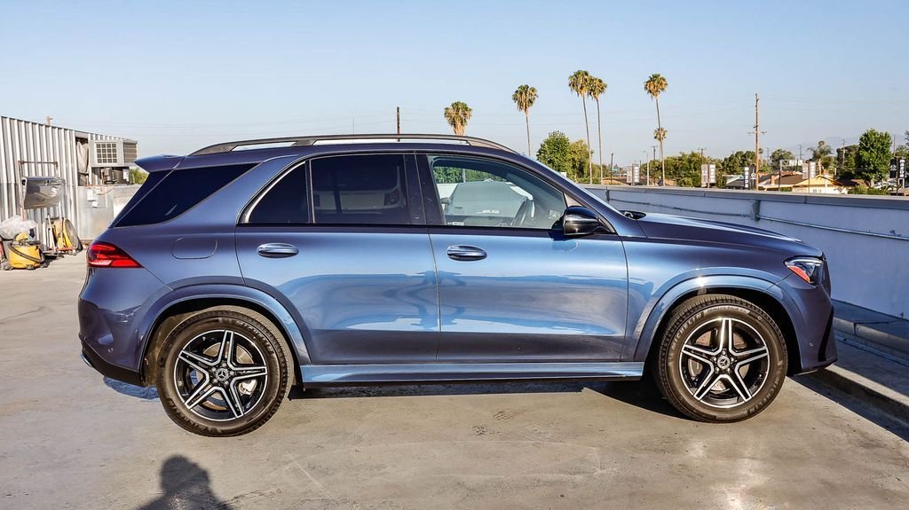 Used 2024 Twilight Blue Metallic Mercedes-Benz GLE 350 image 13